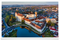 Jindrichuv Hradec Castle Pond
